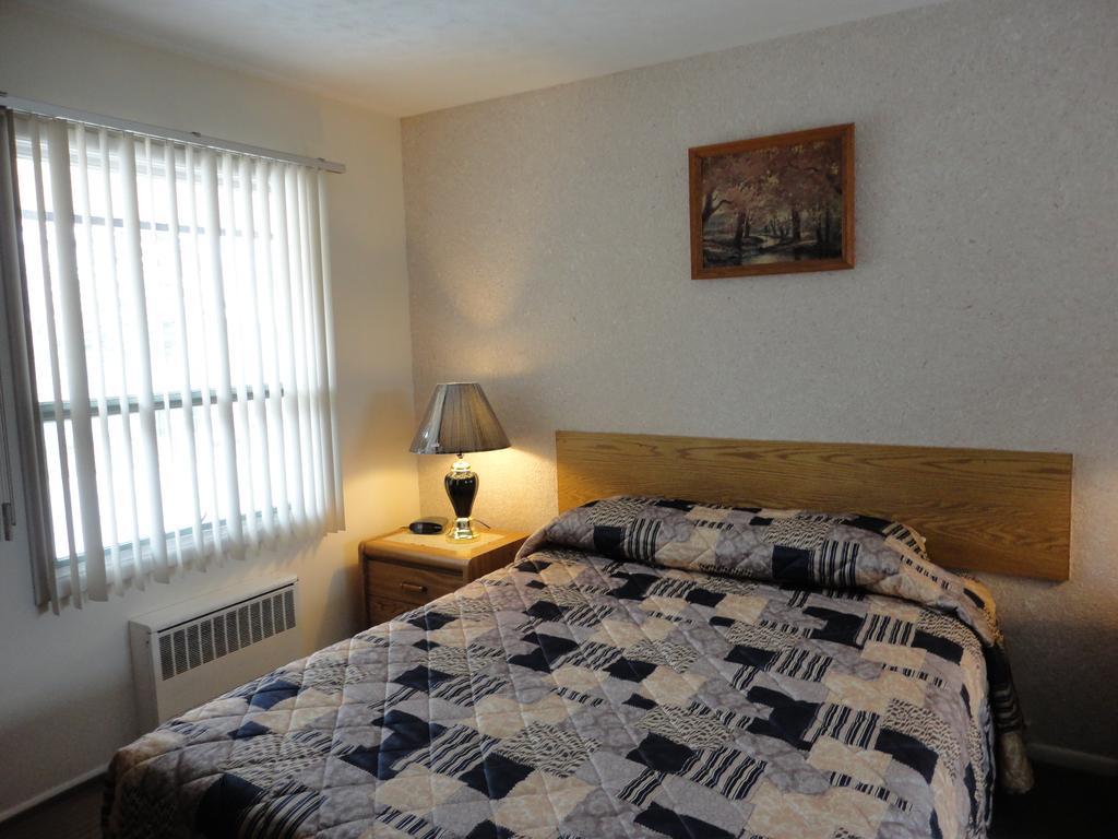 Hipwell'S Motel Fonthill Zewnętrze zdjęcie